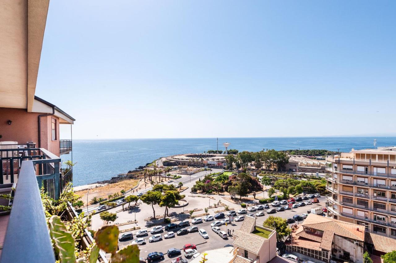 Piazza Europa Landscape By Wonderful Italy Apartment CTA Exterior photo